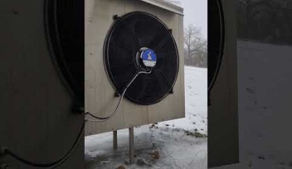 Tepelné čerpadlo vzduch voda může vyžadovat při mrazu a vysoké vzdušné vlhkosti odrážení lopatek