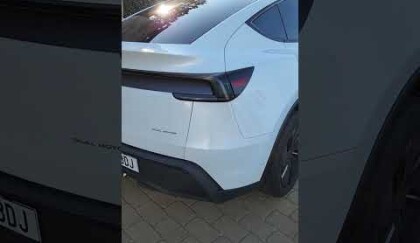 Tesla Model Y Juniper - bude recenze