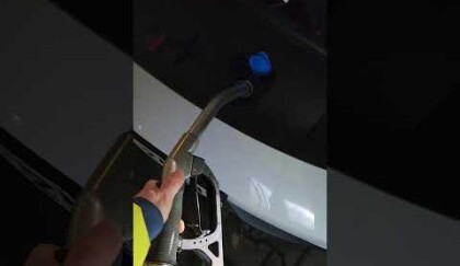 Tankování s elektromobilem na čerpací stanici?