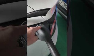 V2H vybíjení Tesly Model 3: domácnost jede na elektřinu z baterie 🔋