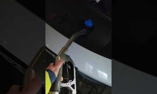 Tankování s elektromobilem na čerpací stanici?
